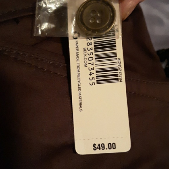 Capris - Picture 4 of 4